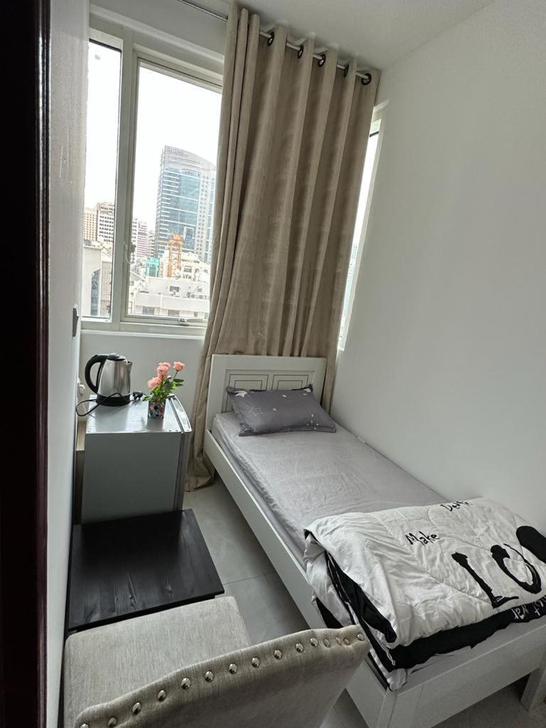 Corniche Street - Superb Lovely Room Абу Даби Екстериор снимка